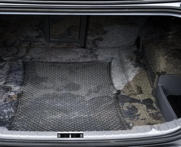 rengör bagageutrymme bil Malmö bilstädning