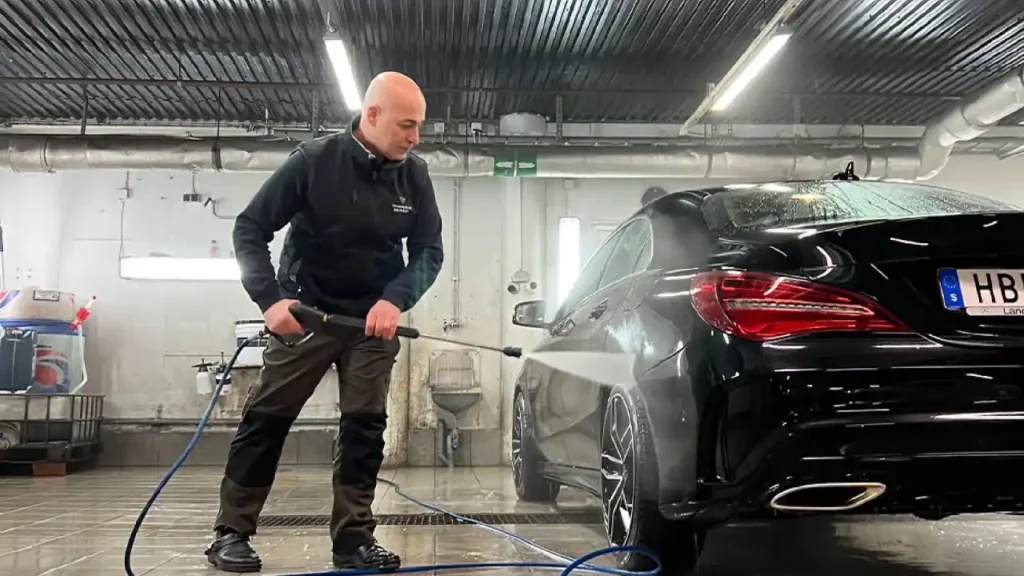 bilvårdsguide enkla steg tvätt bilen